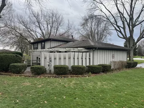 Exterior - 4607 S Plateau Dr, Springfield, OH 45502 photo 16 of 19