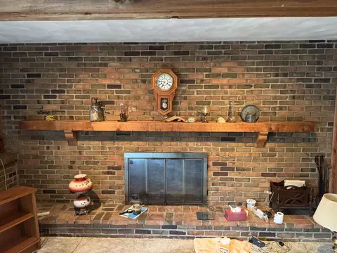Living - 4607 S Plateau Dr, Springfield, OH 45502 photo 3 of 4