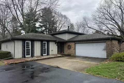 4607 S Plateau Dr, Springfield, OH 45502