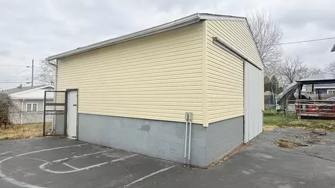 Exterior - 1224 Beverly Ave, Springfield, OH 45504 photo 3 of 3