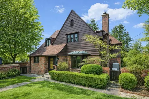 735 Tanglewood Dr, Springfield, OH 45504