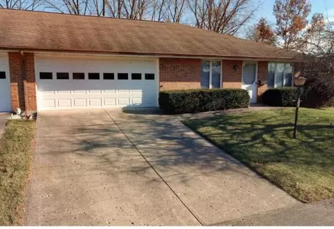 730 Grandview Dr, Springfield, OH 45503