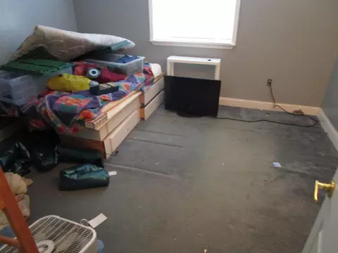 Bedroom - 4954 E County Line Rd, Springfield, OH 45502 photo 2 of 3