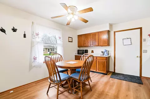 Dining - 4890 W Brannan Dr, Springfield, OH 45502 photo 1 of 2