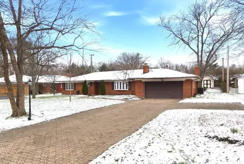 361 Cardigan Rd, Dayton, OH 45459