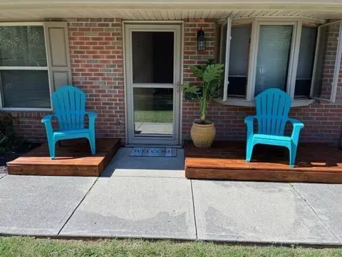 4322 Midfield St, Springfield, OH 45503