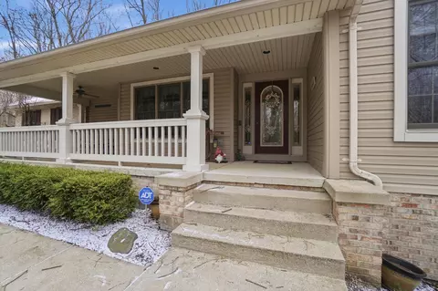 5300 Brookshire Ln, Springfield, OH 45502