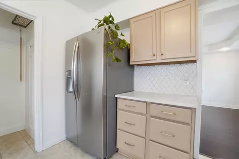 Kitchen - 1330 Garfield Ave, Springfield, OH 45504 photo 6 of 6
