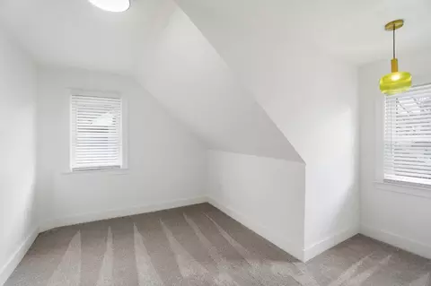 Bedroom - 1330 Garfield Ave, Springfield, OH 45504 photo 6 of 7