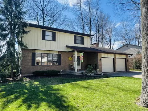 1418 Canterbury Dr, Celina, OH 45822