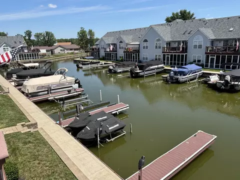 7926 Anne Bonny Ct #13B, Russells Point, OH 43348