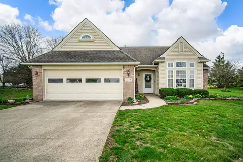 2113 Wilshire Dr, Piqua, OH 45356