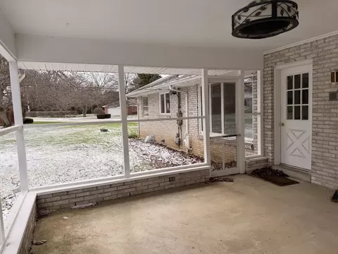 Exterior - 1602 Beck Dr, Sidney, OH 45365 photo 4 of 5