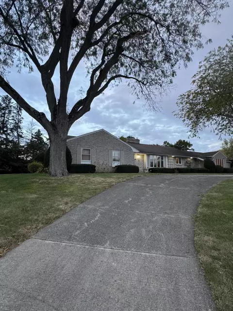 Exterior - 1602 Beck Dr, Sidney, OH 45365 photo 5 of 5