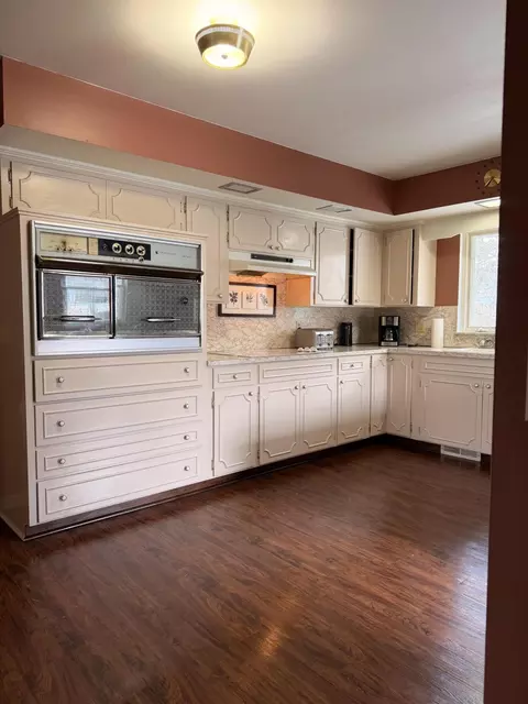 Kitchen - 1602 Beck Dr, Sidney, OH 45365 photo 1 of 5