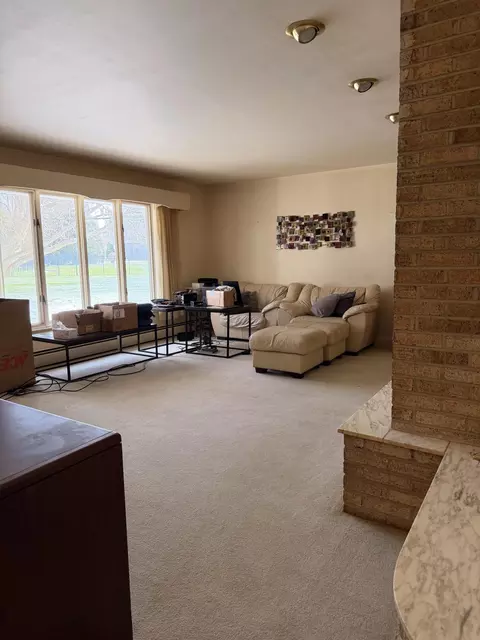 Living - 1602 Beck Dr, Sidney, OH 45365 photo 6 of 7