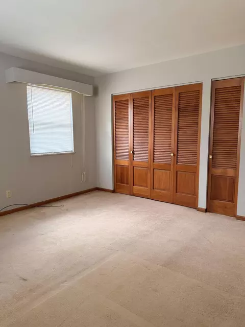 Bedroom - 1602 Beck Dr, Sidney, OH 45365 photo 3 of 4