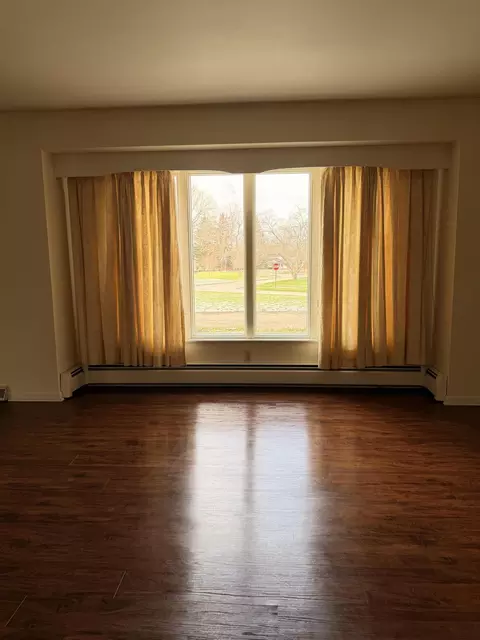 Living - 1602 Beck Dr, Sidney, OH 45365 photo 1 of 7
