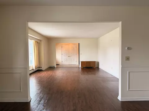 Living - 1602 Beck Dr, Sidney, OH 45365 photo 3 of 7