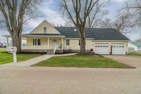 8240 Looney Rd, Piqua, OH 45356