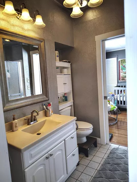 Bath - 208 E South St, Coldwater, OH 45828 photo 3 of 5