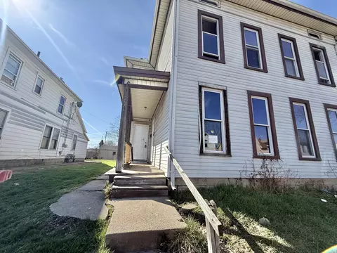 Exterior - 217-219 N Race St, Springfield, OH 45504 photo 2 of 4