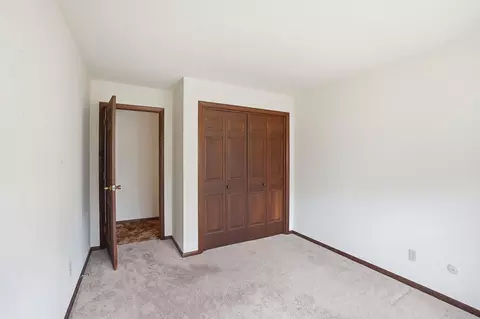 Bedroom - 3831 Crescent Hill Rd, Springfield, OH 45502 photo 6 of 6