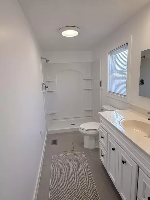 Bath - 113 Beech Ave, Celina, OH 45822 photo 1 of 2