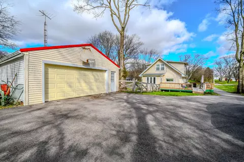 Exterior - 631 Kramer Rd, Springfield, OH 45505 photo 12 of 16