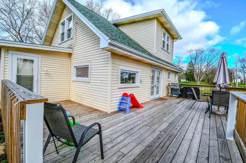 Exterior - 631 Kramer Rd, Springfield, OH 45505 photo 9 of 16