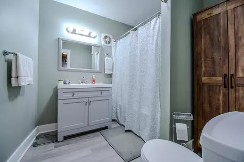 Bath - 631 Kramer Rd, Springfield, OH 45505 photo 1 of 1