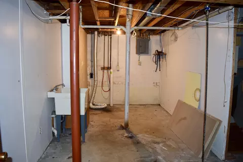 Other - 1644 Delmar Dr, Springfield, OH 45503 photo 4 of 6