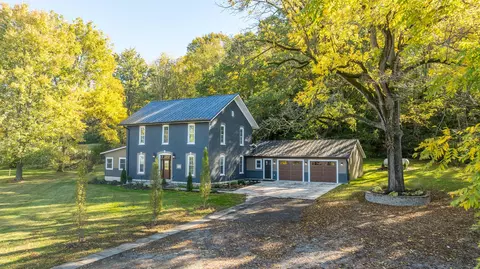 724 Riverside Dr, Sidney, OH 45365