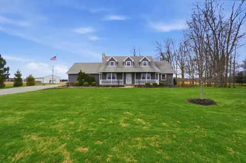 24702 Buckland Holden Rd, Waynesfield, OH 45896