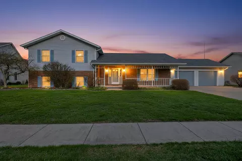 1528 Mary Ln, Celina, OH 45822