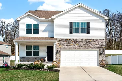 5272 Quail Ct, Huber Heights, OH 45424