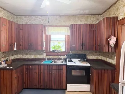 Kitchen - 230 Rice St, Springfield, OH 45505 photo 1 of 2