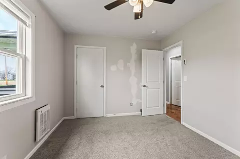 Bedroom - 4716 Old Clifton Rd, Springfield, OH 45502 photo 5 of 7