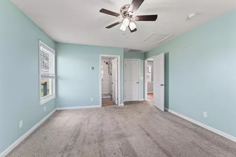 Bedroom - 4716 Old Clifton Rd, Springfield, OH 45502 photo 2 of 7