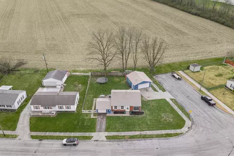View/Area - 2037 Gerald Dr, Springfield, OH 45505 photo 2 of 9