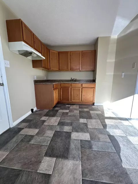 Kitchen - 1633 N Sweetbriar Ln, Springfield, OH 45505 photo 1 of 1