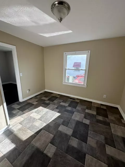 Other - 1633 N Sweetbriar Ln, Springfield, OH 45505 photo 2 of 4