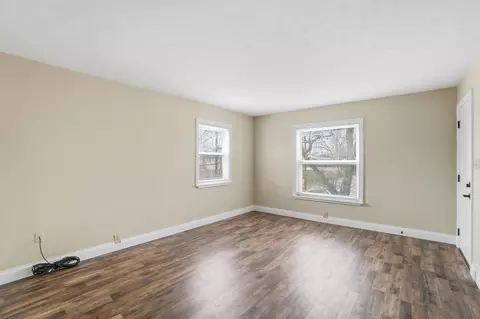 Living - 1806 N Limestone St, Springfield, OH 45503 photo 3 of 3