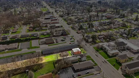 View/Area - 1806 N Limestone St, Springfield, OH 45503 photo 2 of 4