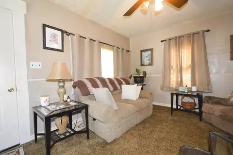 Living - 1417 Kenton St, Springfield, OH 45505 photo 4 of 4