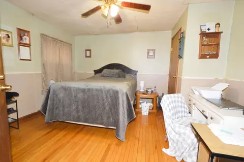 Bedroom - 1417 Kenton St, Springfield, OH 45505 photo 1 of 8