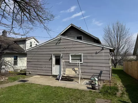 Exterior - 1417 Kenton St, Springfield, OH 45505 photo 6 of 8