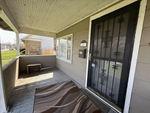 Exterior - 1417 Kenton St, Springfield, OH 45505 photo 5 of 8
