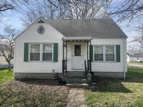 35 N Church St, South Charleston, OH 45368