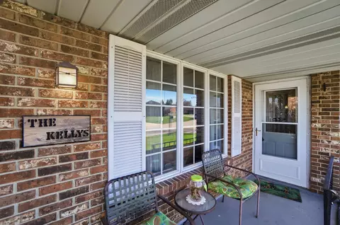 Exterior - 1039 Bradford Dr, Springfield, OH 45503 photo 3 of 12
